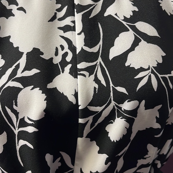 Beautiful belted blouse for work! One of my favorites! - Picture 3 of 5